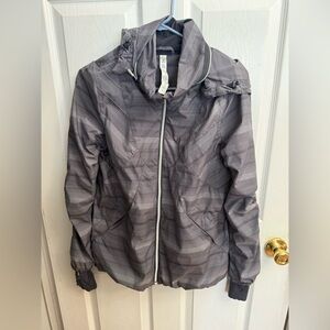 Womens Lululemon Run Hustle Jacket Zip Up Hood Thumb Ruffle Gray Size 8